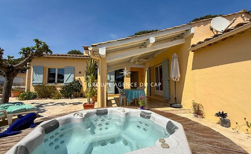 Villa in Basse Suane-Les Virgiles, Sainte-Maxime, France 1