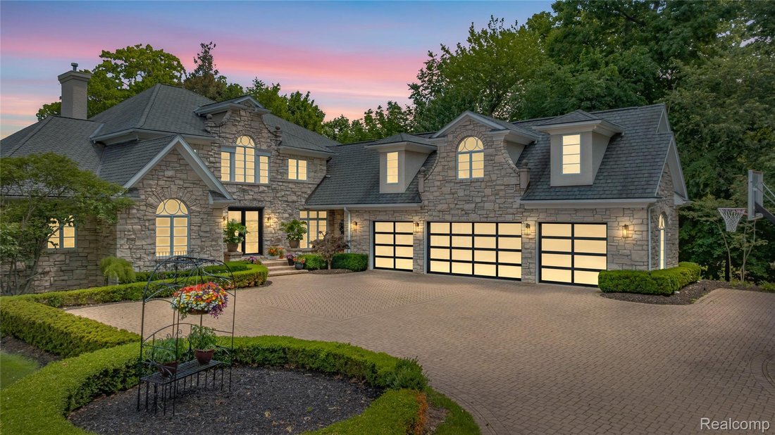 House in Orchard Lake Village, Michigan, United States 2 - 17915469