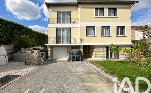 House in Chelles, Ile-de-France, France 1