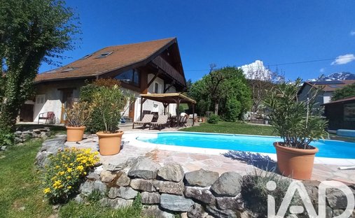 House in Saint-Martin-d'Uriage, Auvergne-Rhône-Alpes, France 1
