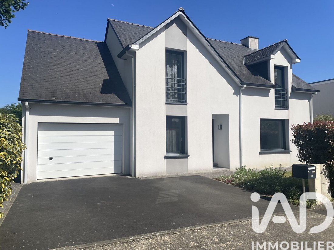 House in La Chapelle-sur-Erdre, Pays de la Loire, France 1 - 17765012
