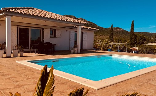 Villa à Sainte-Lucie-de-Tallano, Corse, France 1