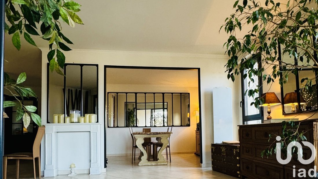 Apartment in Buzenval, Garches, France 3 - 17916025