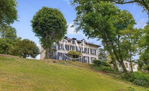 Villa in Les Metz-Pont Colbert, Jouy-en-Josas, France 1