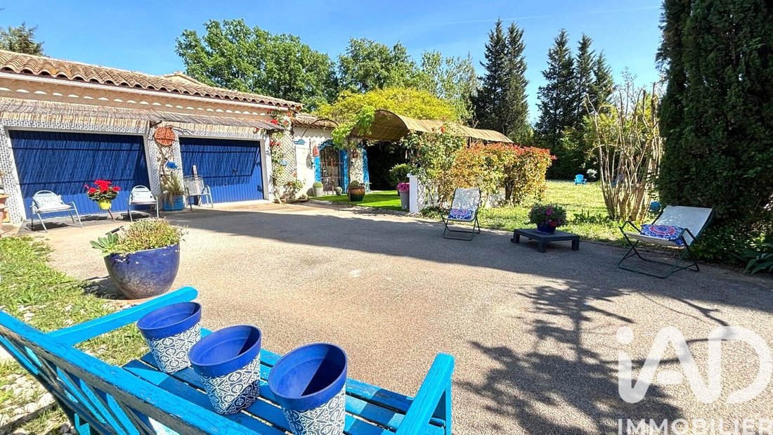 House in Partie Nord-Ferrieres-Cadenades-Rouviere, Le Muy, France 2 - 17918717