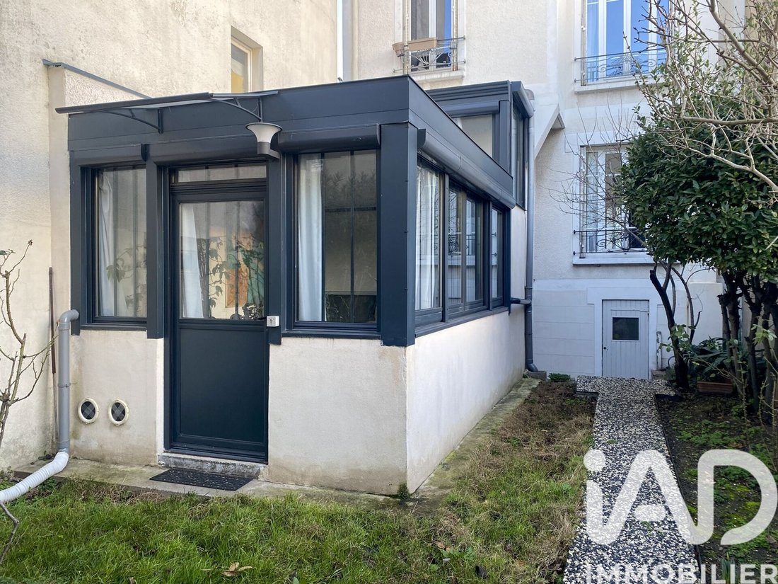 Apartment in Hauts d'Asnières-Métro, Asnières-sur-Seine, France 1 - 17916029