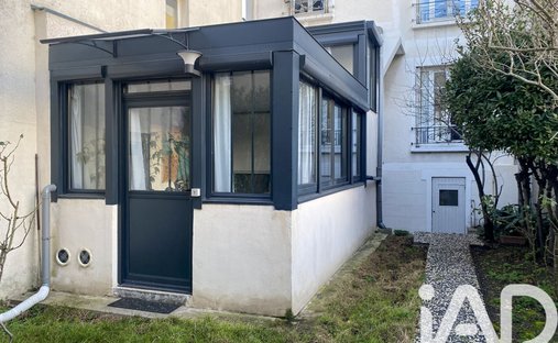 Apartment in Hauts d'Asnières-Métro, Asnières-sur-Seine, France 1