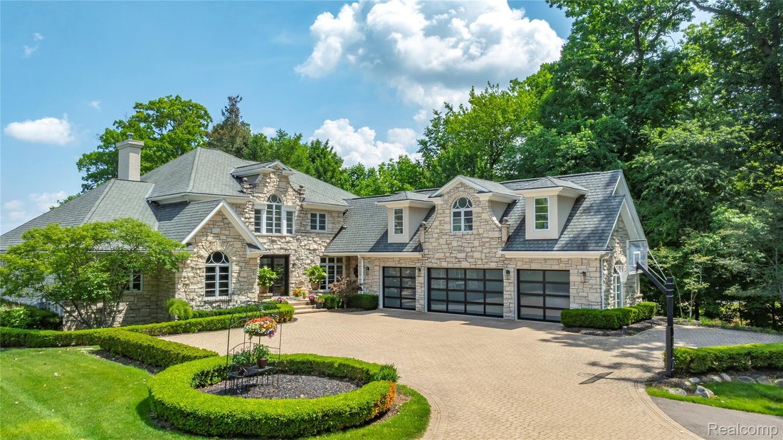 House in Orchard Lake Village, Michigan, United States 3 - 17915469
