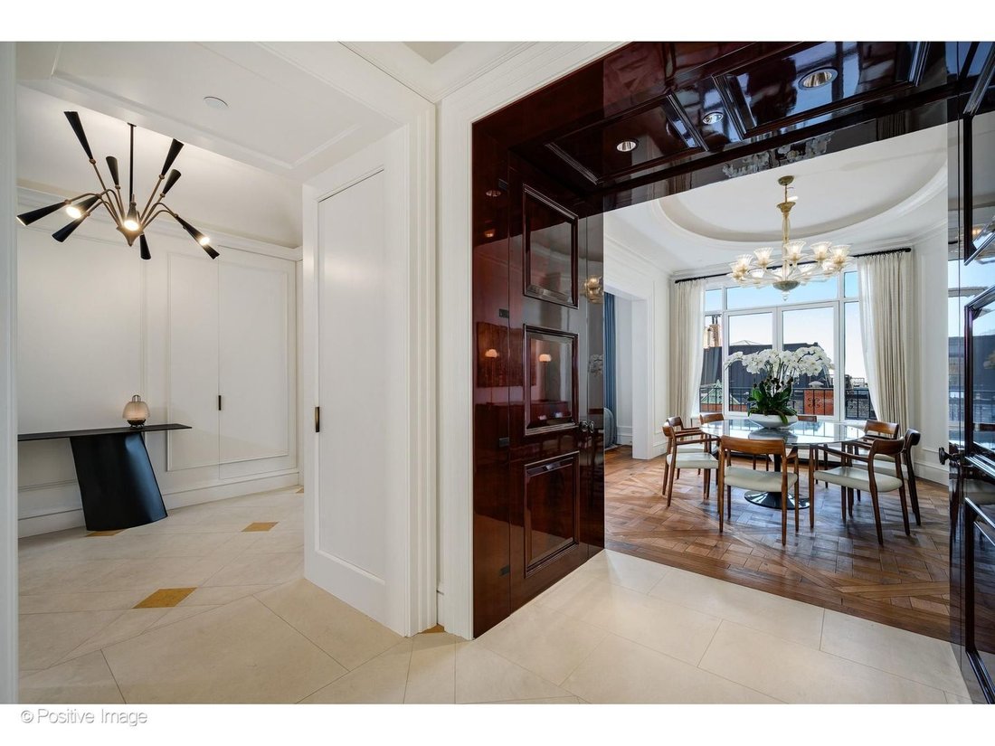 Condo in Chicago, Illinois, United States 5 - 17915130