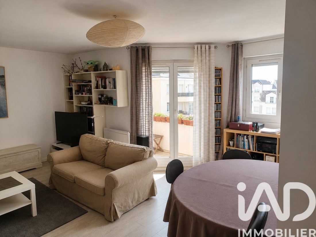 Apartment in La Fontaine-Parc des Sceaux-Croix de Berny-Centre Ville, Antony, France 2 - 17918812