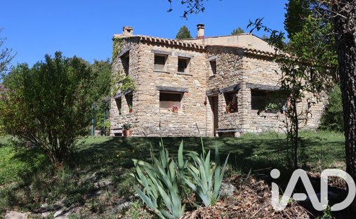 House in La Roche-sur-le-Buis, Auvergne-Rhône-Alpes, France 1