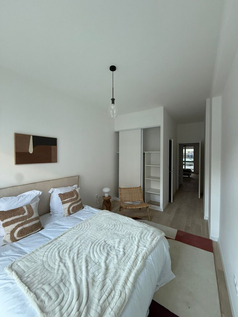 Apartment in Centre Ville, Suresnes, France 2 - 17915042