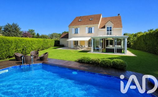 House in Servon, Ile-de-France, France 1