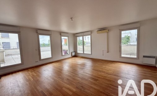 Apartment in Benoni Eustache, Villemomble, France 1