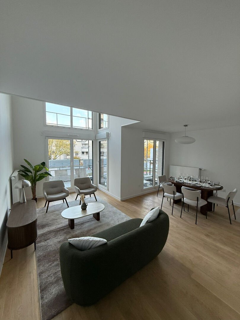 Apartment in Centre Ville, Suresnes, France 1 - 17915042