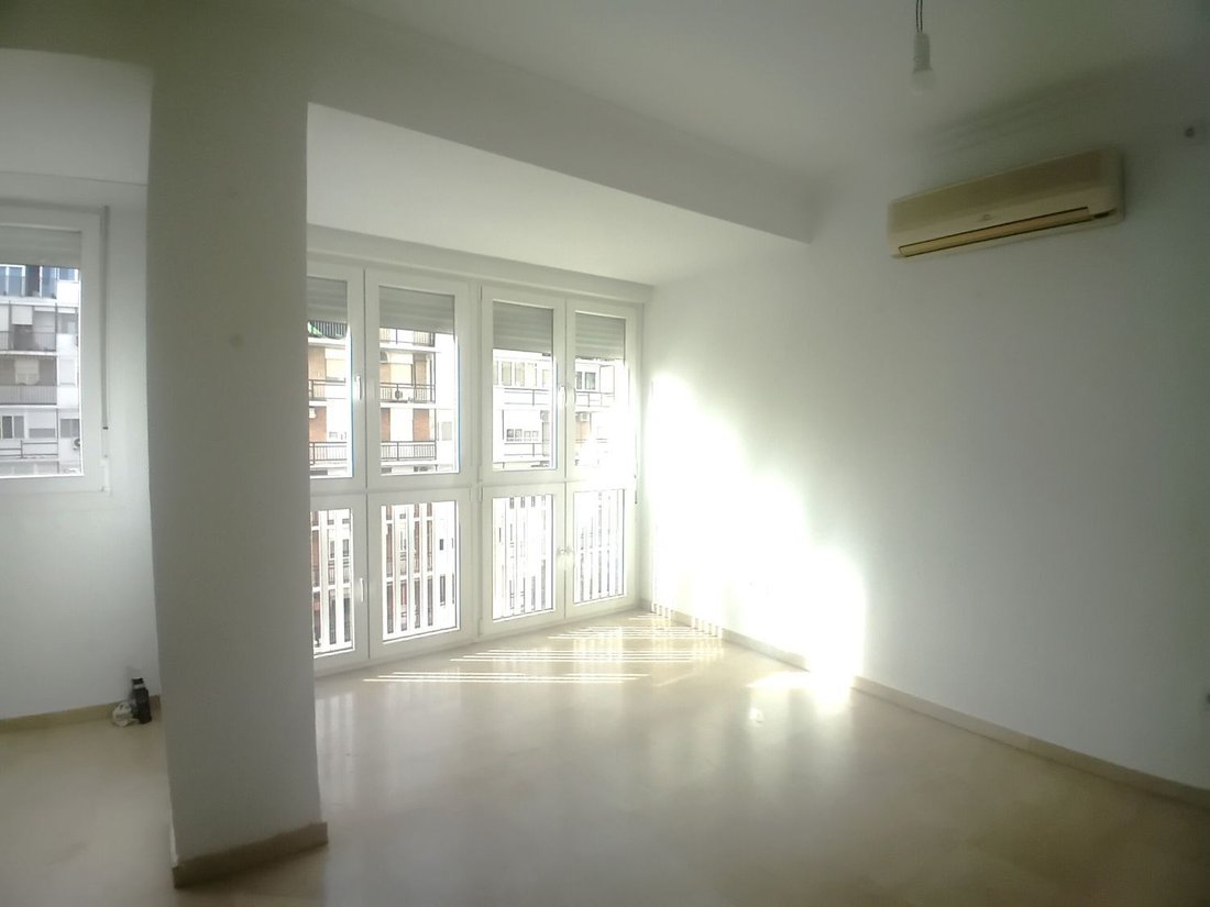 Apartment in Los Remedios, Seville, Spain 2 - 17915786