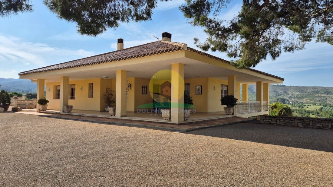 Chalet in Ontinyent, Valencian Community, Spain 1 - 17915821