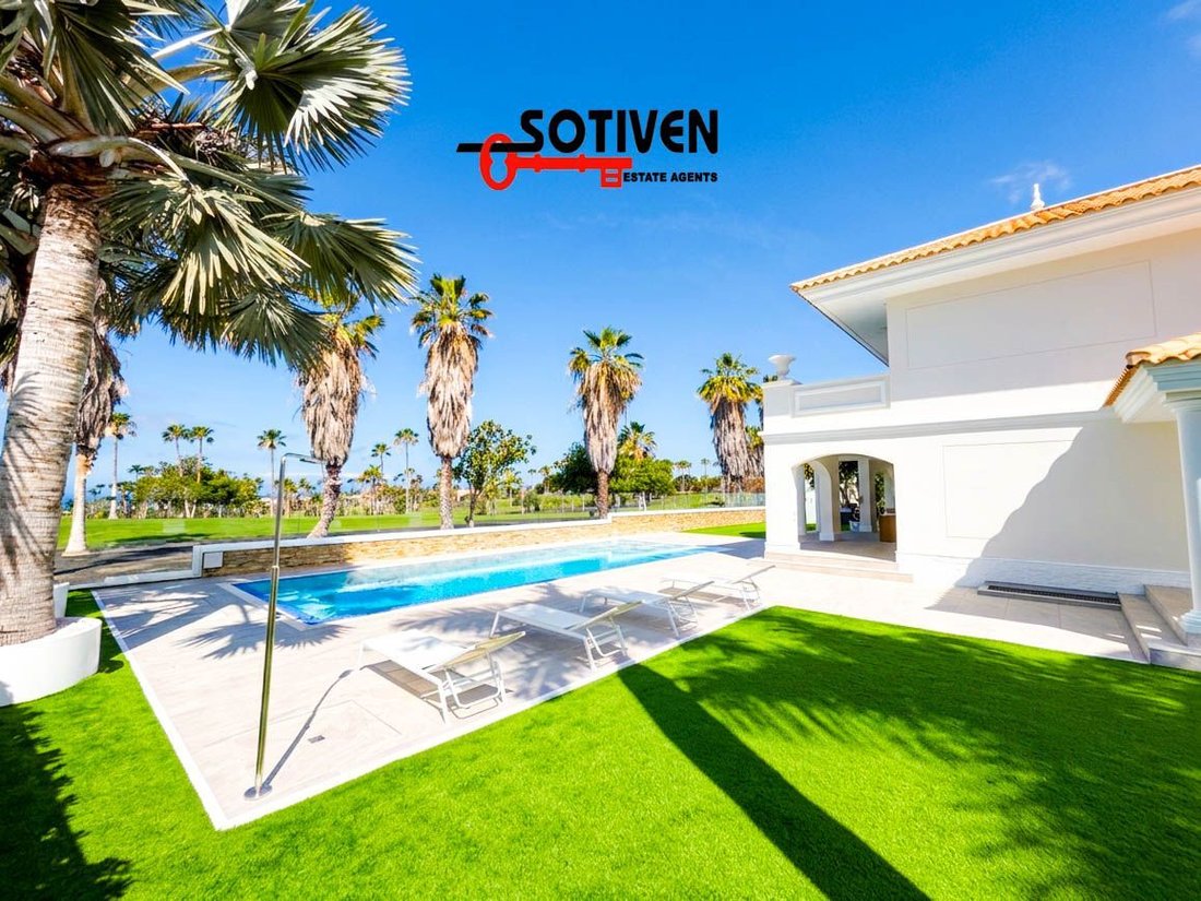 Villa in La Caleta, Adeje, Canary Islands 5 - 12836002