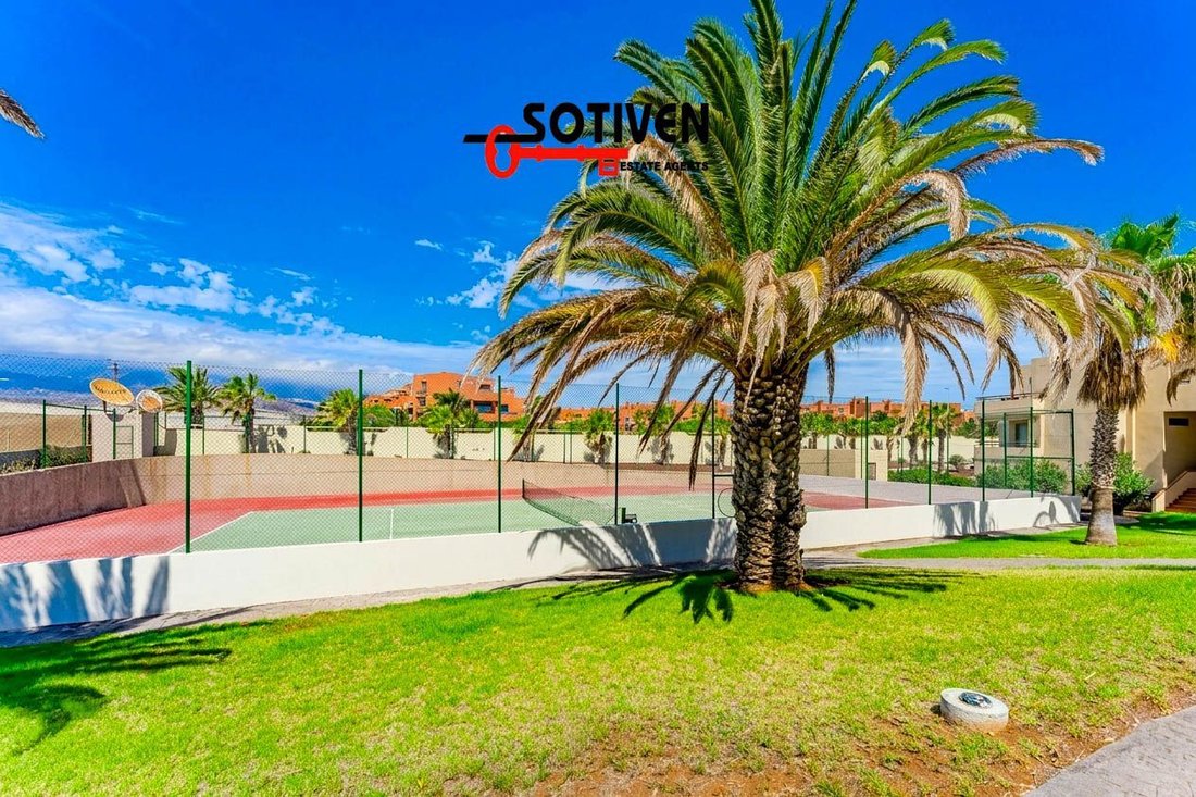 Townhouse in Granadilla de Abona, Canary Islands, Spain 2 - 17915795