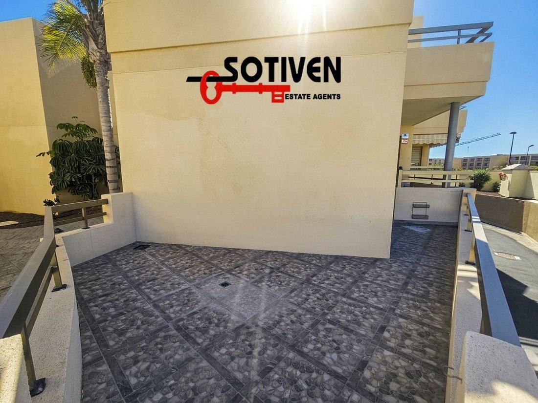 Townhouse in Granadilla de Abona, Canary Islands, Spain 5 - 17915795
