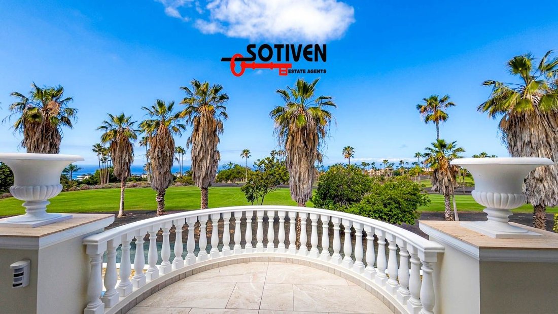 Villa in La Caleta, Adeje, Canary Islands 2 - 12836002