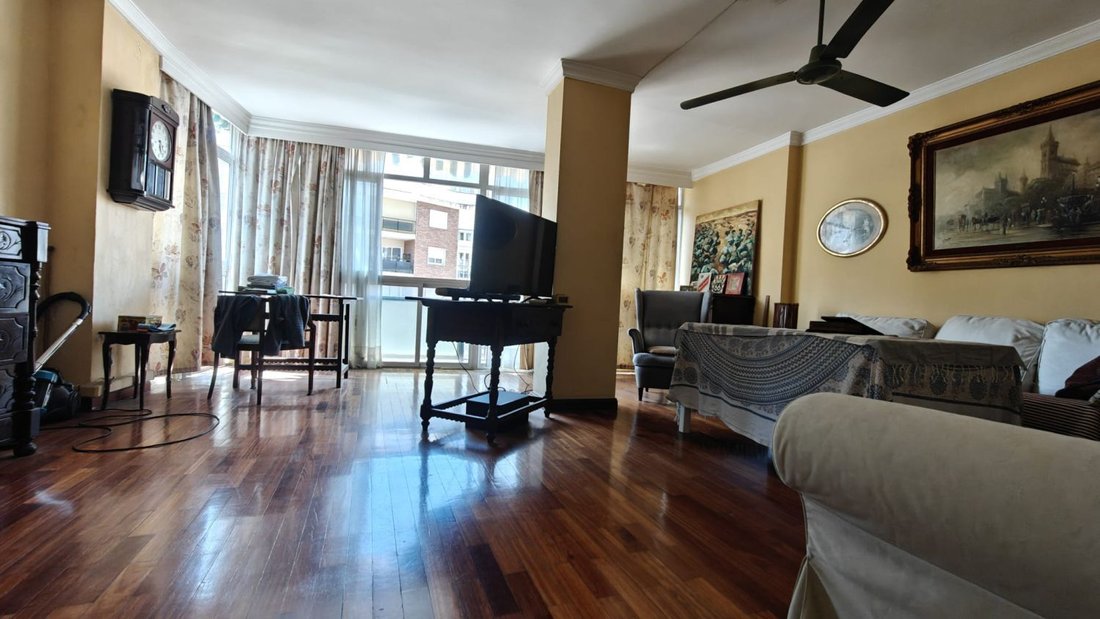 Apartment in Playa De La Malagueta, Centro, Malaga 2 - 14810568
