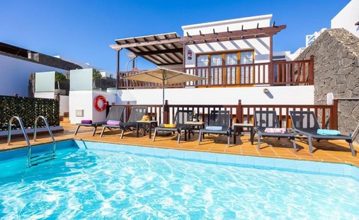 Villa in Playa Blanca, Yaiza, Spanien 1
