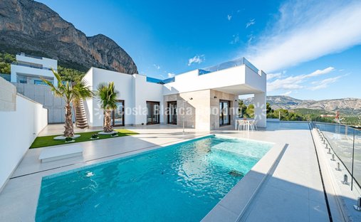 Chalet in Polop, Valencian Community, Spain 1