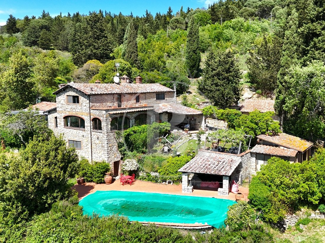 Villa in Castellina in Chianti, Tuscany, Italy 1 - 14685670