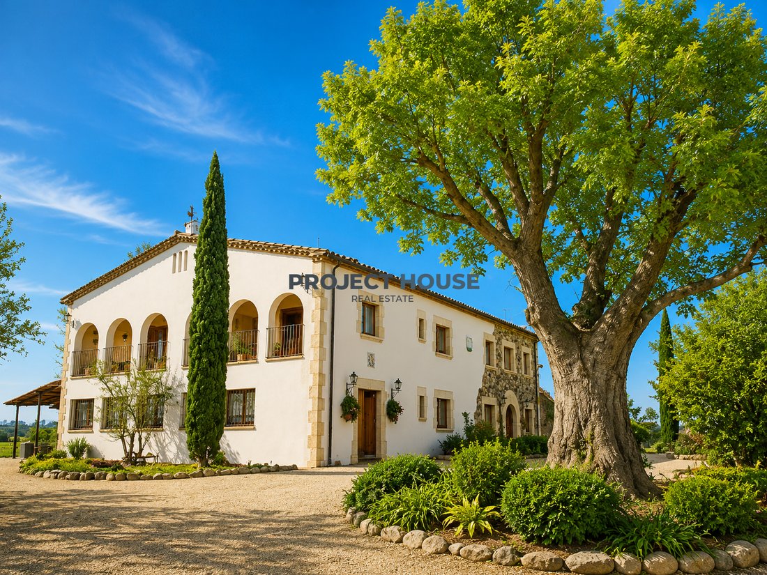 Villa in Brunyola i Sant Marti Sapresa, Catalonia, Spain 3 - 17916052