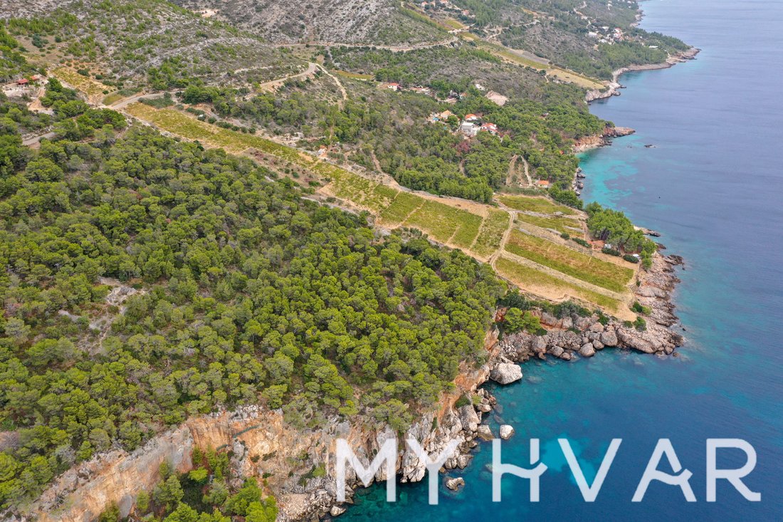 Estate in Sveta Nedilja, Split-Dalmatia County, Croatia 2 - 17919449
