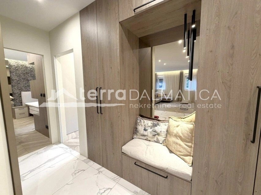 Apartment in Gradska cetvrt Varos, Sibenik, Sibenik-Knin County 5 - 17924954