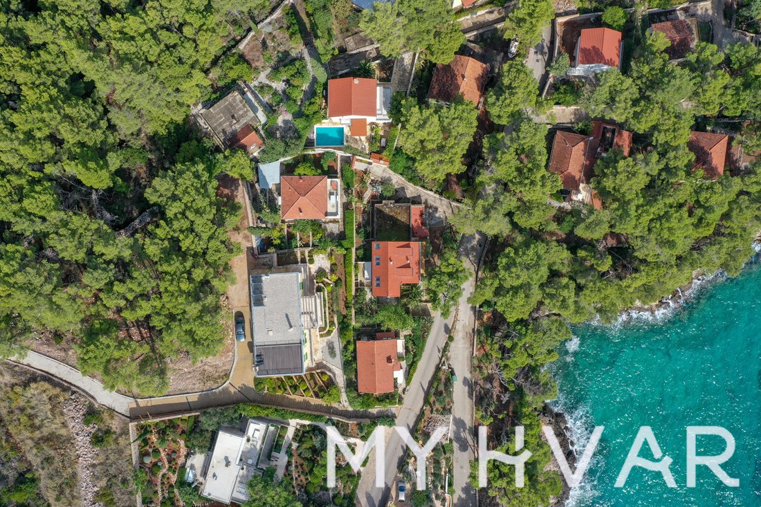 House in Jelsa, Split-Dalmatia County, Croatia 3 - 17919385