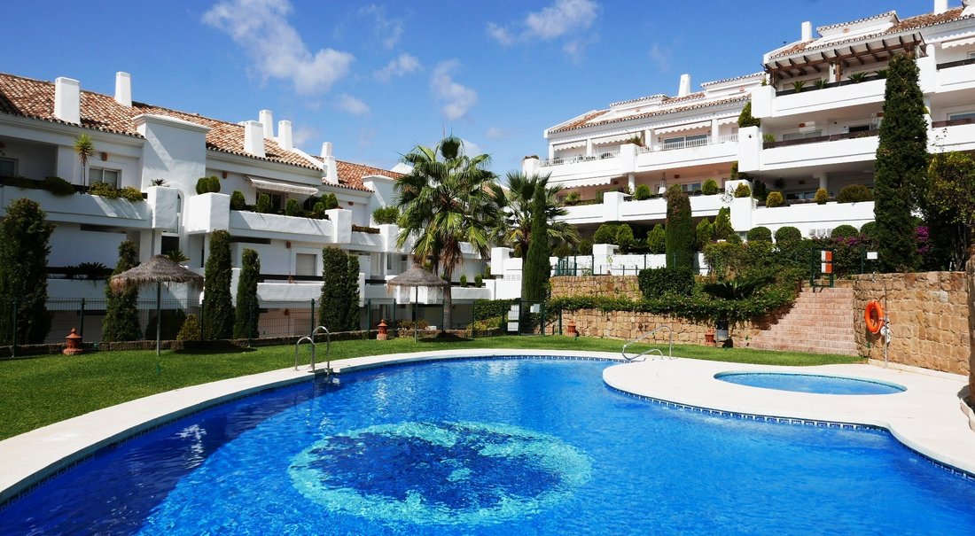 Apartment in Puerto Banus, Marbella, Spain 1 - 17922475