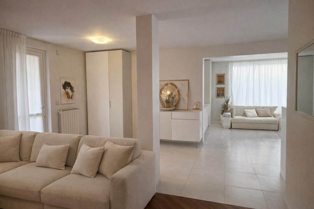 Villa in Polpenazze del Garda, Lombardy, Italy 4 - 17922125