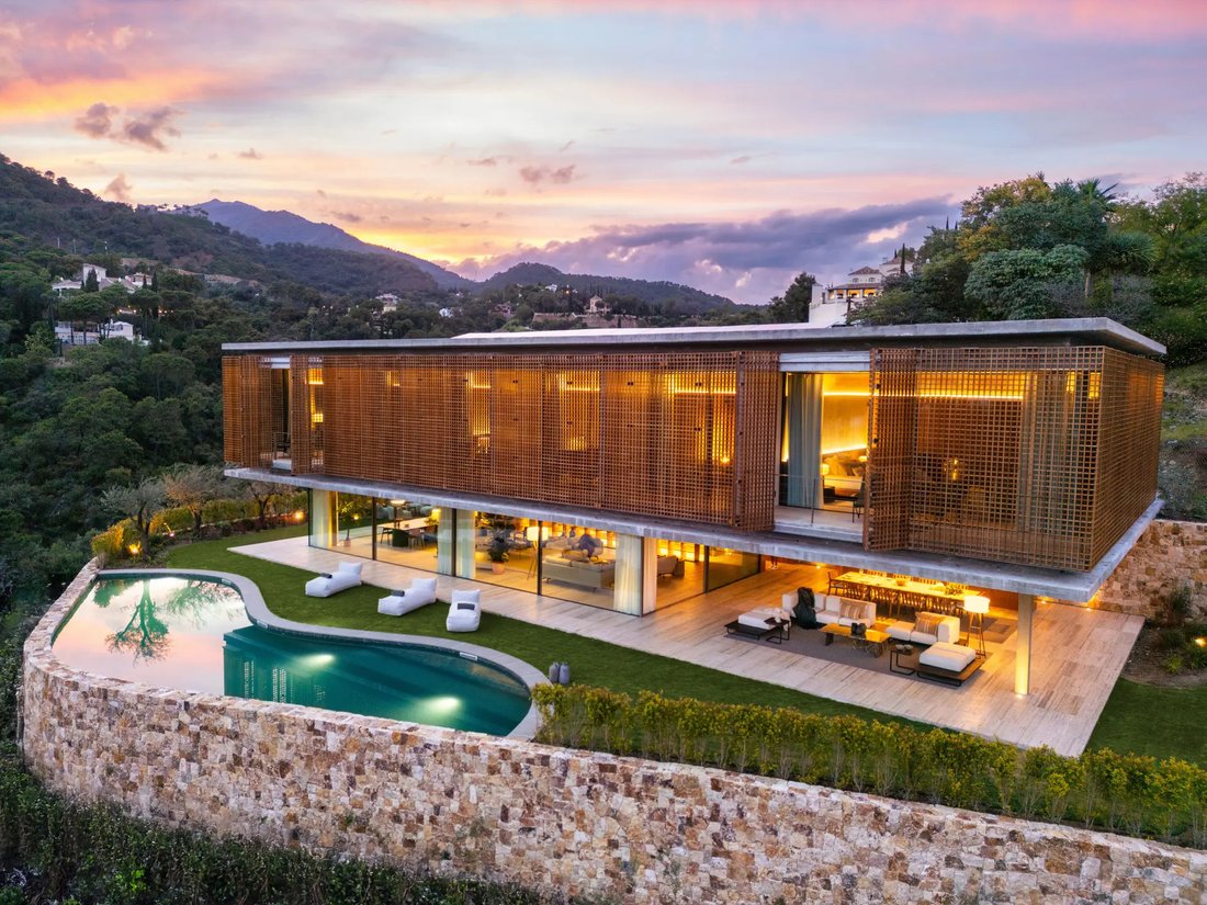 Villa in El Madroñal, Benahavis, Spain 1 - 17922783