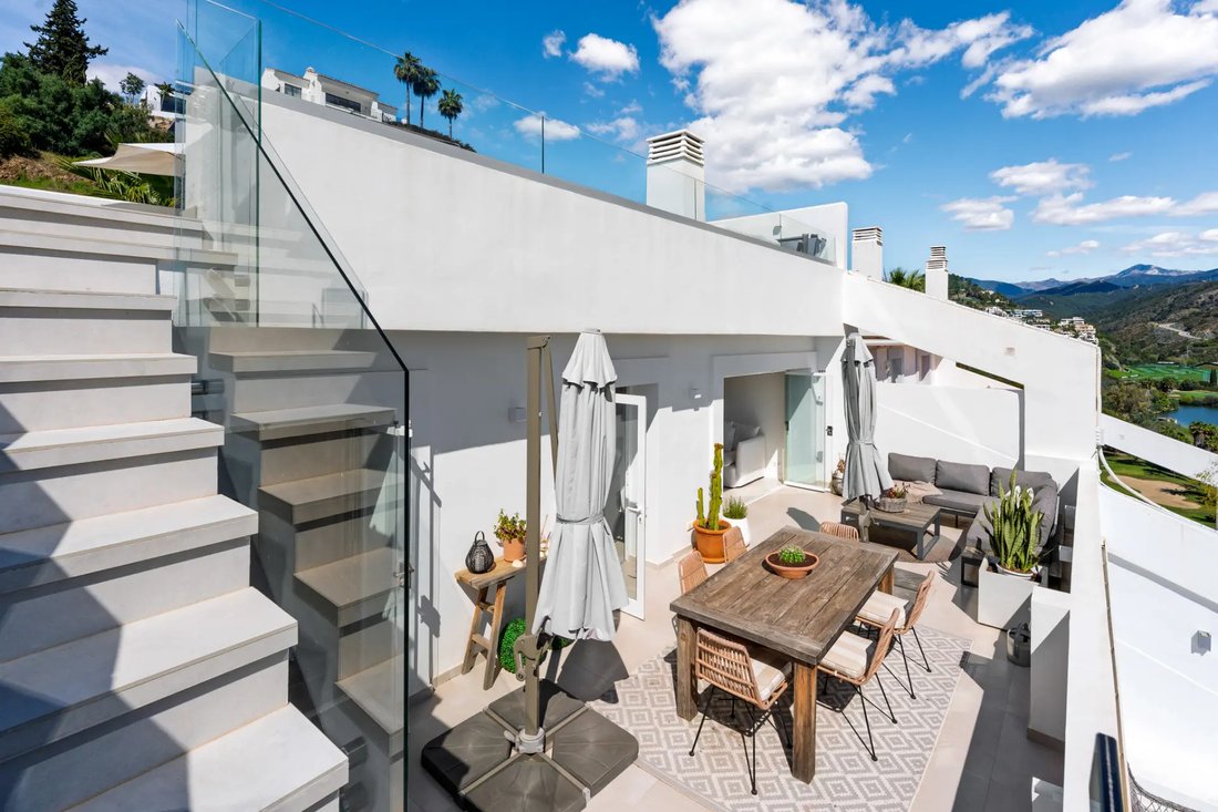 Apartment in La Quinta, Benahavis, Andalusia 4 - 17923661