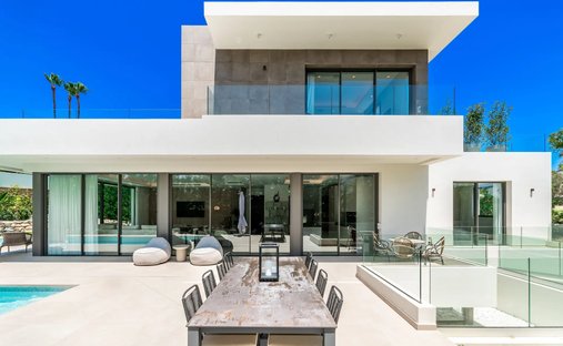 Villa in Nueva Andalucia, Marbella, Spain 1