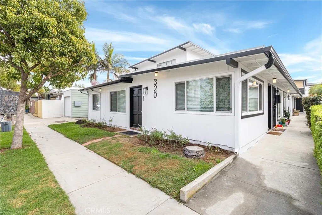 Seal Beach, California, United States 1 - 16742611