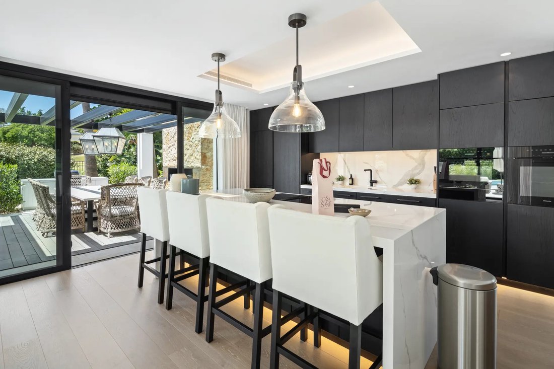 Villa in Nueva Andalucia, Marbella, Spain 5 - 17922495
