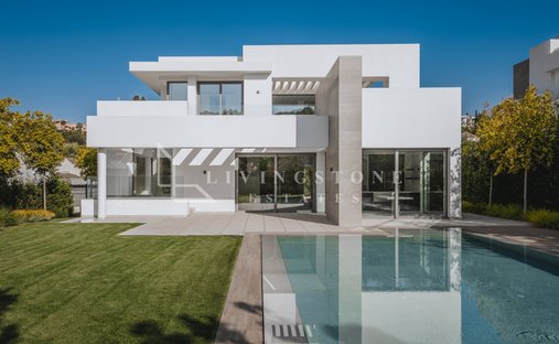 Villa à Estepona, Andalousie, Espagne 1