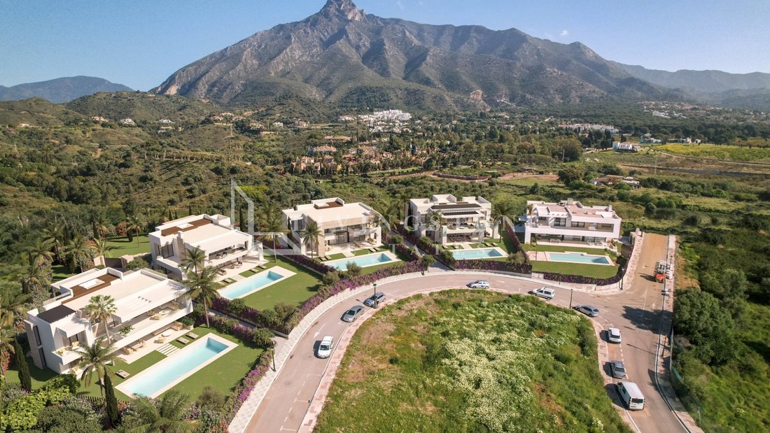 Villa in Marbella, Andalusia, Spain 1 - 17920788