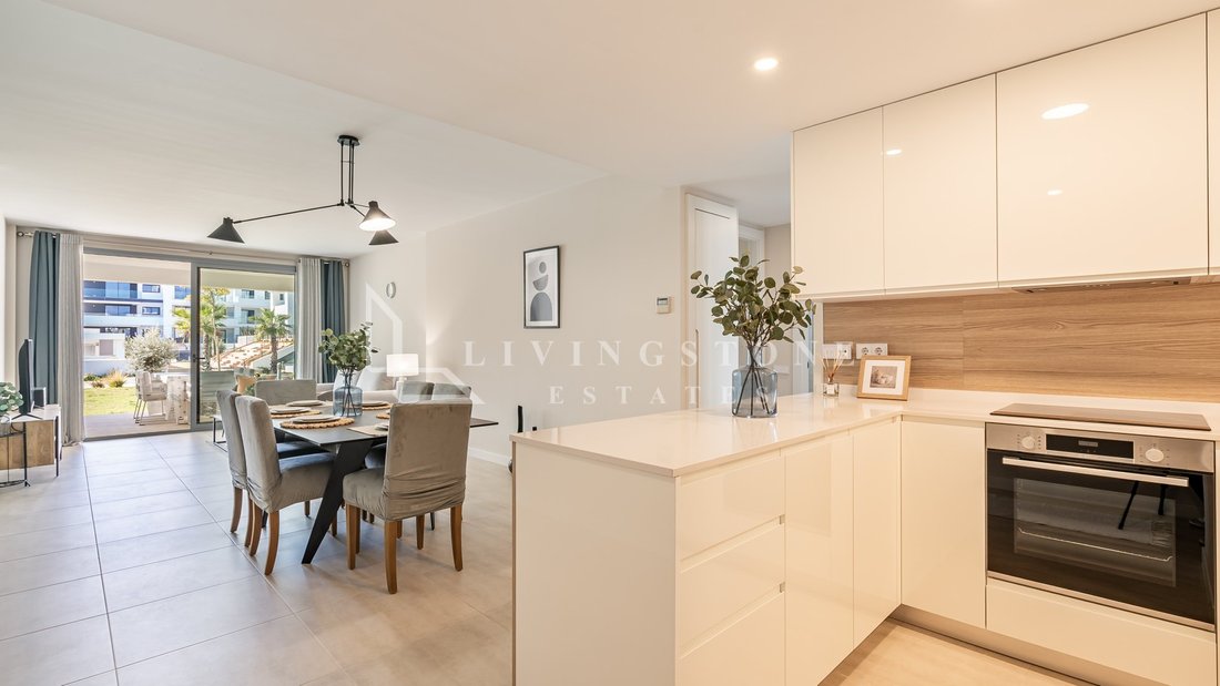Apartment in Estepona, Andalusia, Spain 2 - 17922216