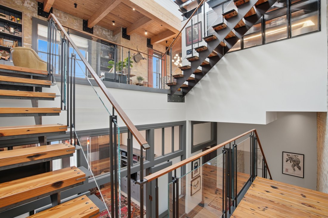 House in Milwaukee, Wisconsin, United States 2 - 17917775