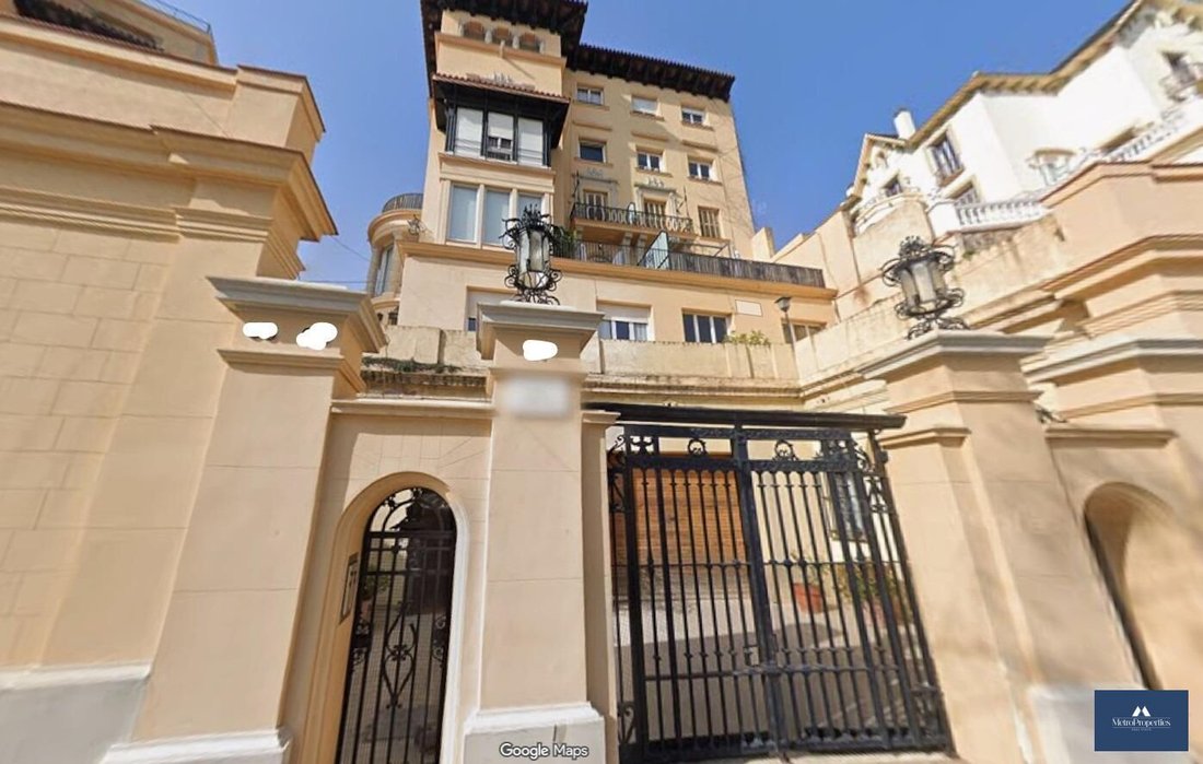 Apartment in Sarrià-Sant Gervasi, Barcelona, Spain 1 - 17923328
