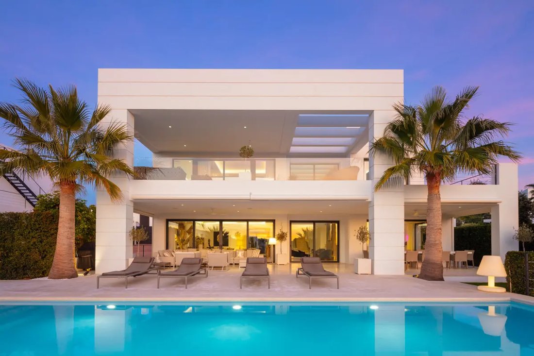 Villa in Nueva Andalucia, Marbella, Spain 1 - 17923307