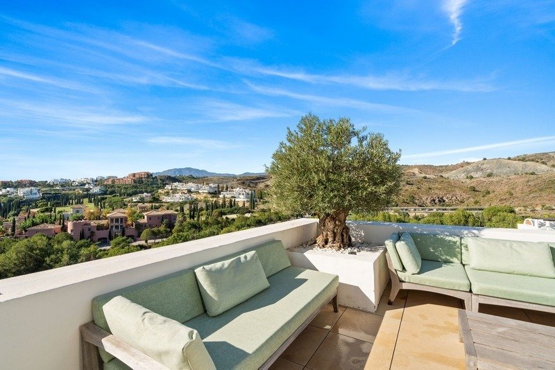 Apartment in Cancelada, Estepona, Andalusia 3 - 17923481