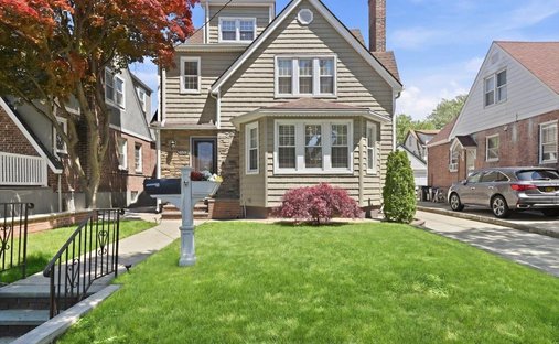 House in New York, New York, United States 1