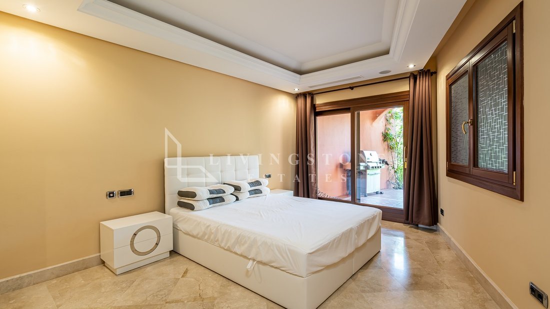 Apartment in Gualdalmansa, Estepona, Andalusia 5 - 17921802