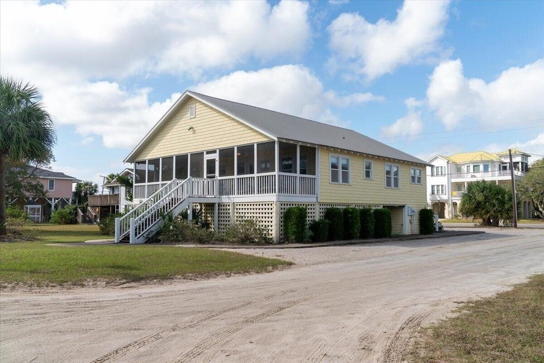 House in Edisto Island, South Carolina, United States 1 - 17924897